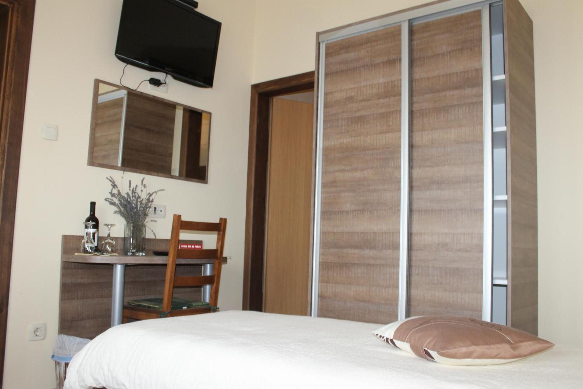 Rooms & Apartment Vinia Bjelovar Cameră foto